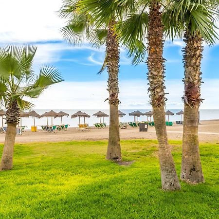 Seafront Apartment Torre Del Mar Exteriör bild