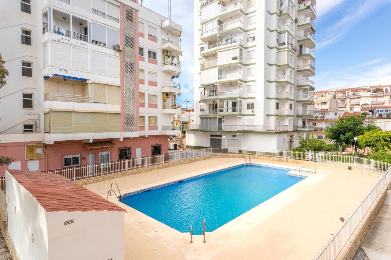 Seafront Apartment Torre Del Mar Exteriör bild