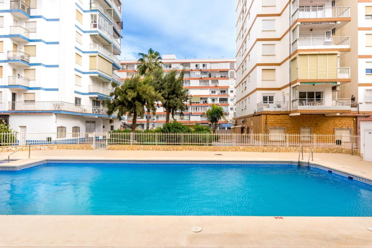 Seafront Apartment Torre Del Mar Exteriör bild
