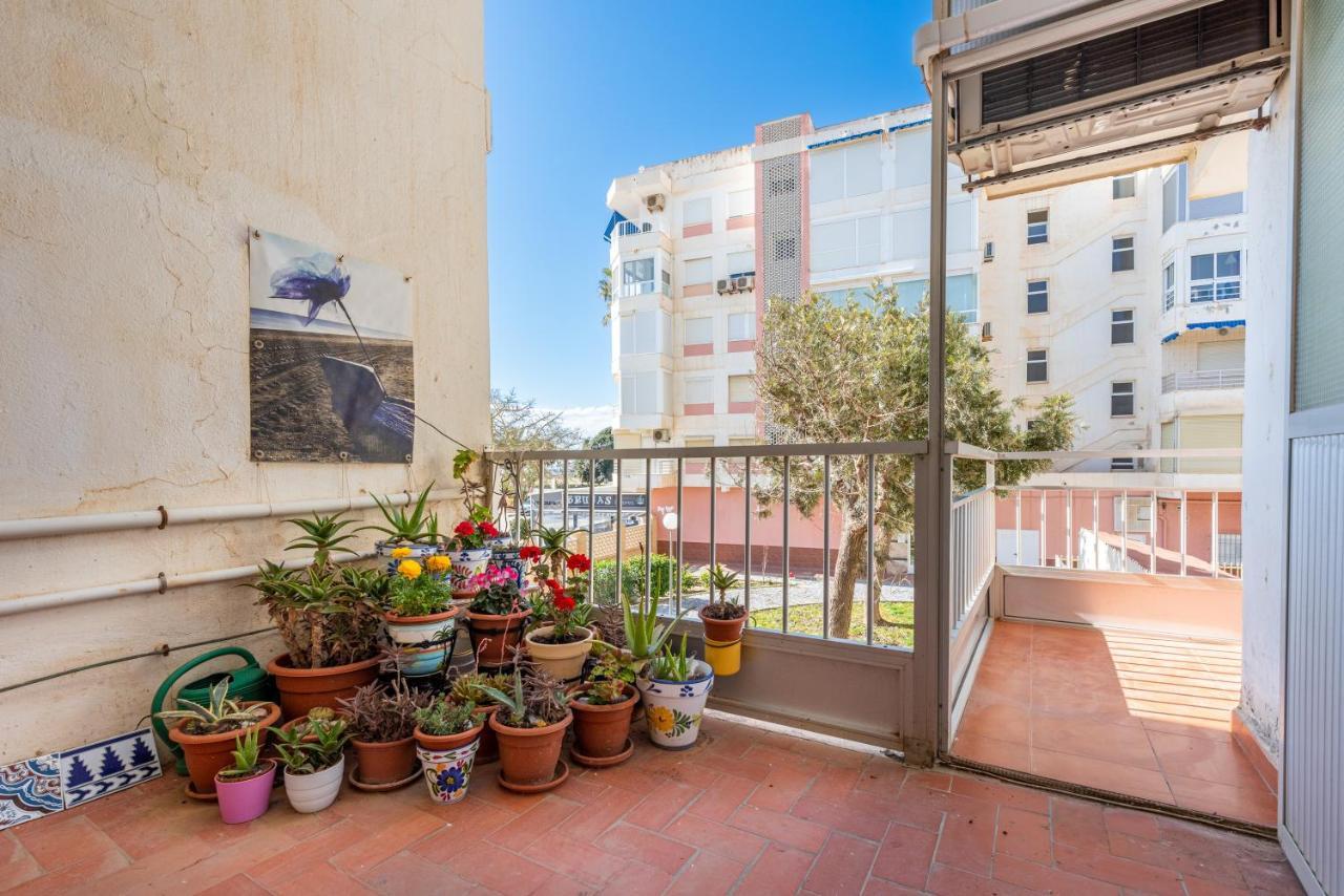 Seafront Apartment Torre Del Mar Exteriör bild