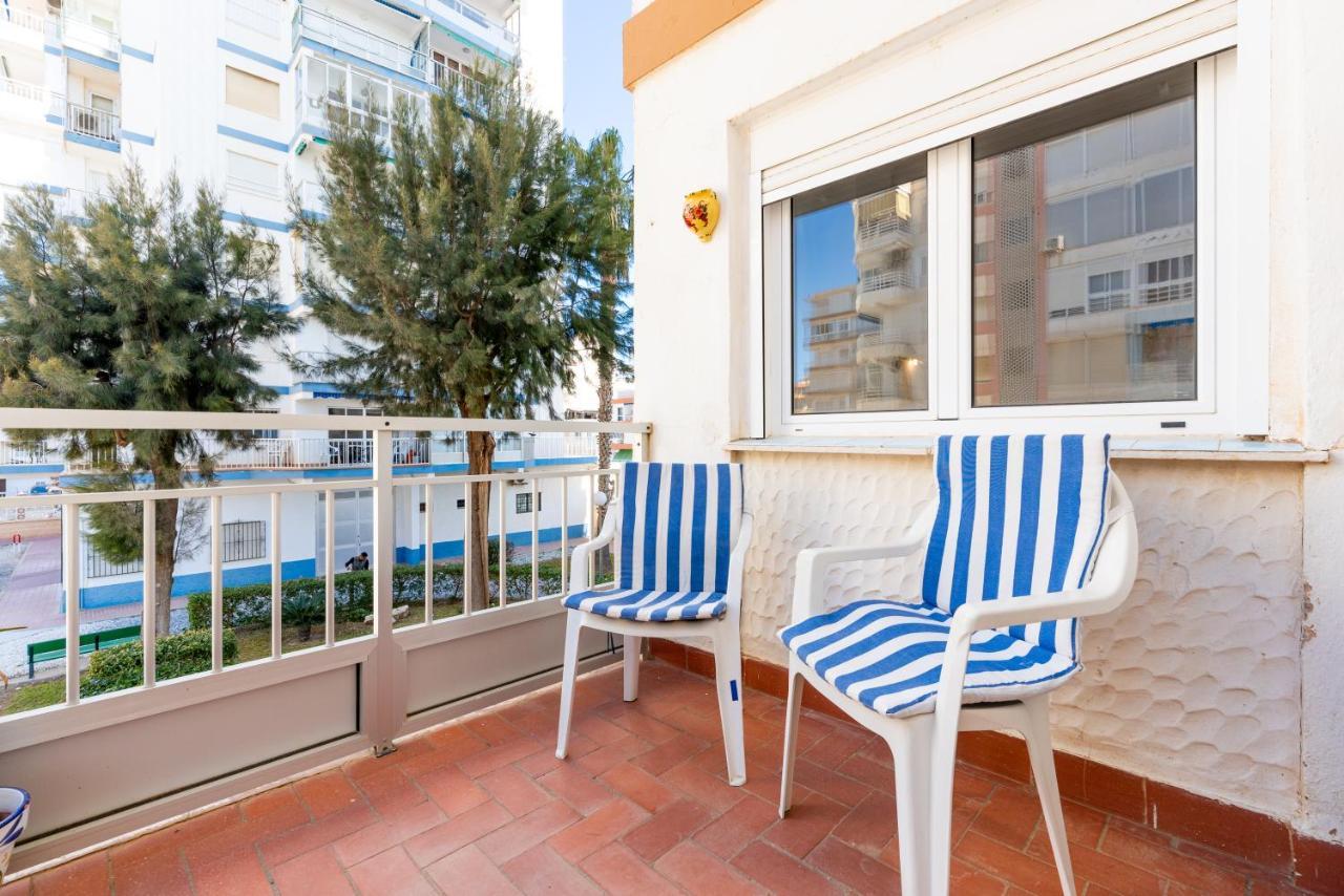 Seafront Apartment Torre Del Mar Exteriör bild